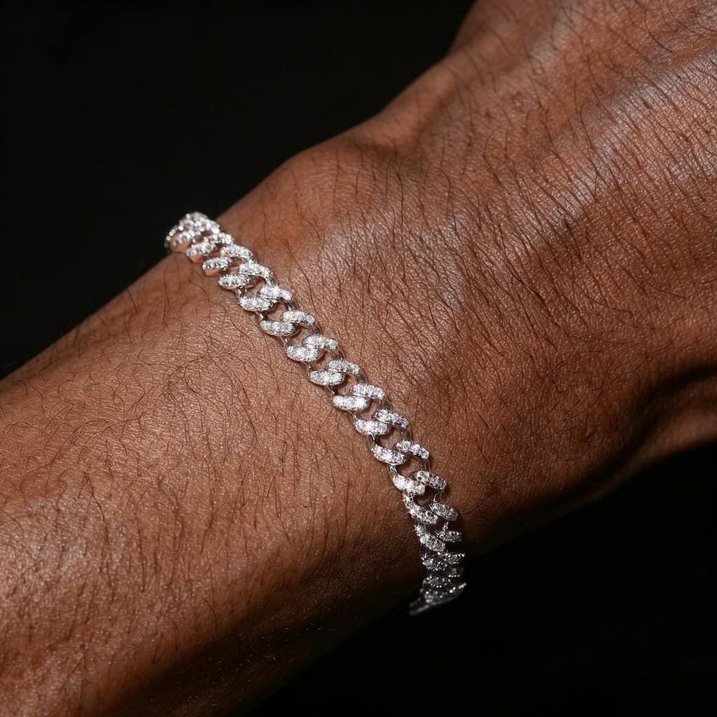 6mm VVS Moissanite Cuban Link Bracelet in 925 Sterling Silver