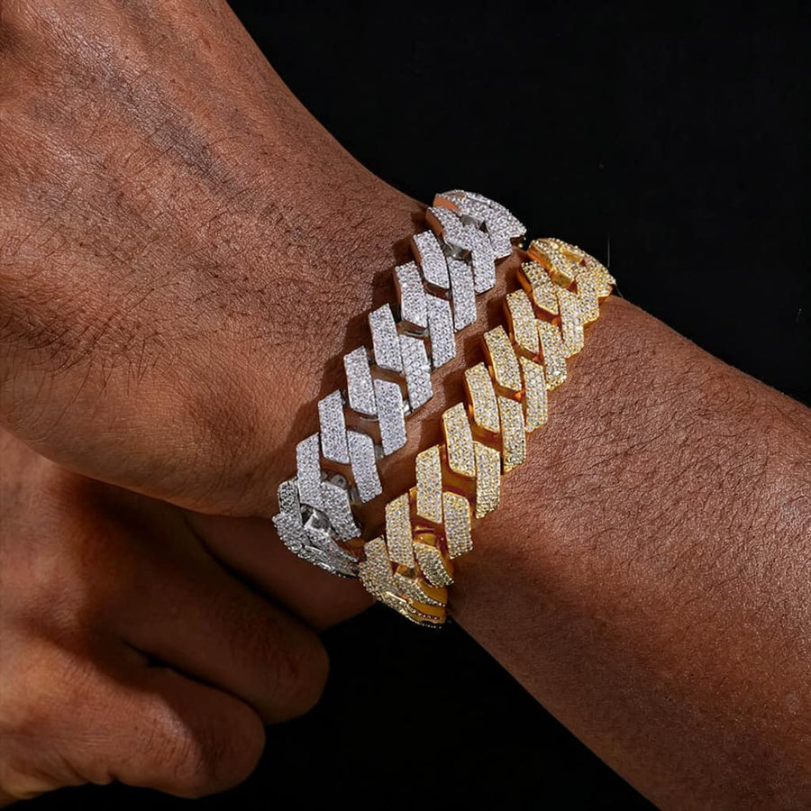18mm 3-Row VVS Moissanite Rhombus Link Bracelet in White Gold