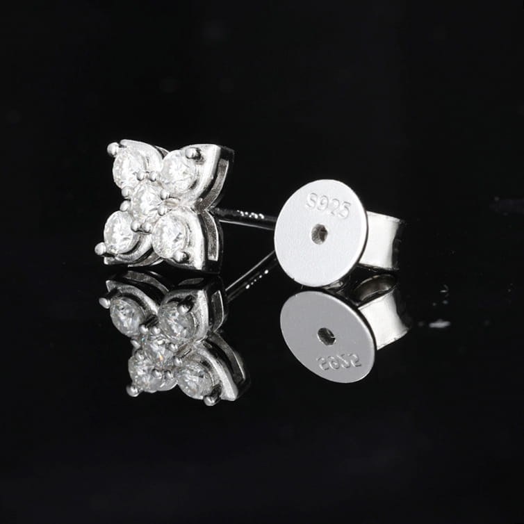 925S&VVS Moissanite Pointed Clover Cluster Stud Earrings