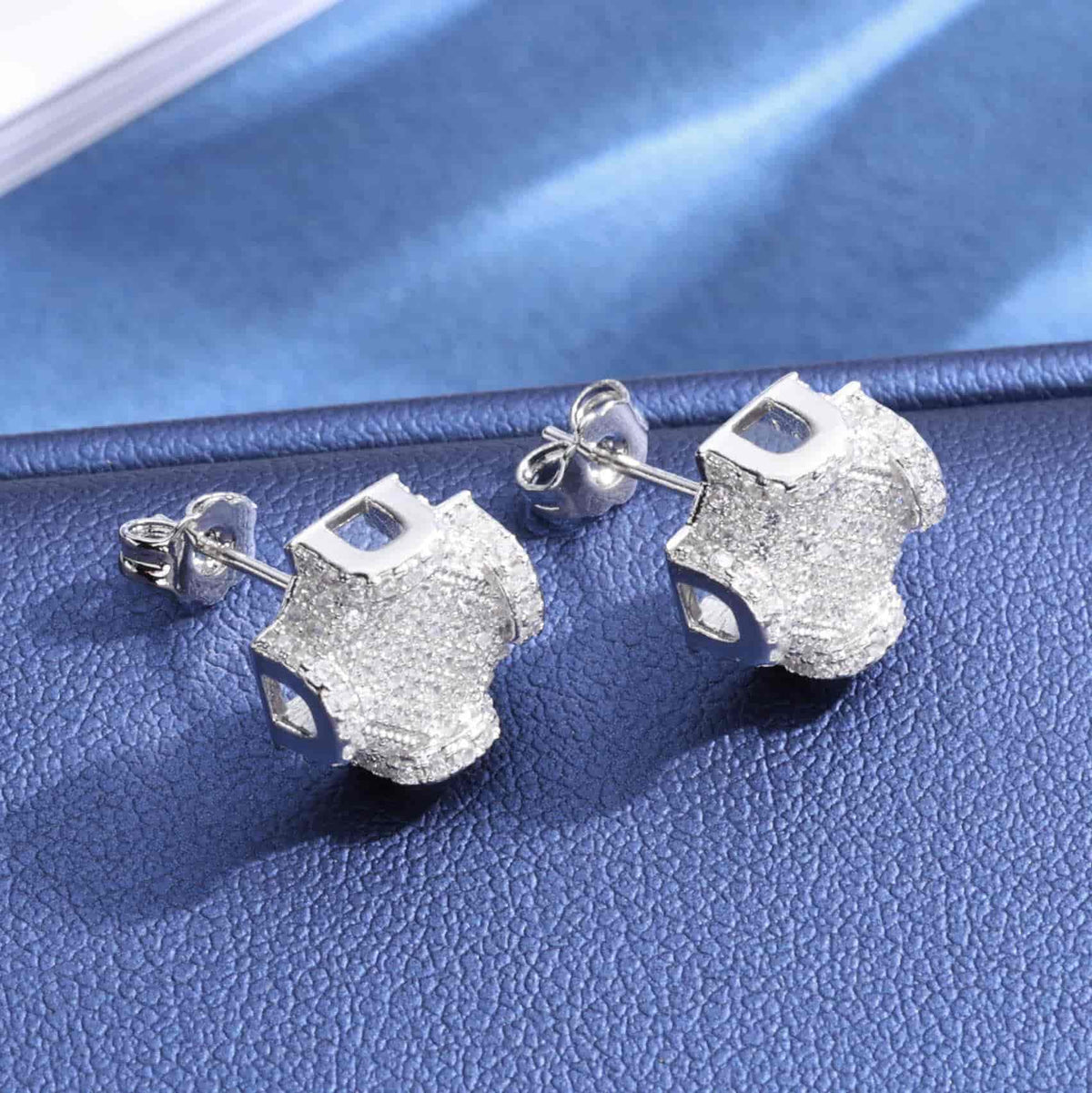 925S&VVS Moissanite Iced Out Bold Cross Stud Earrings