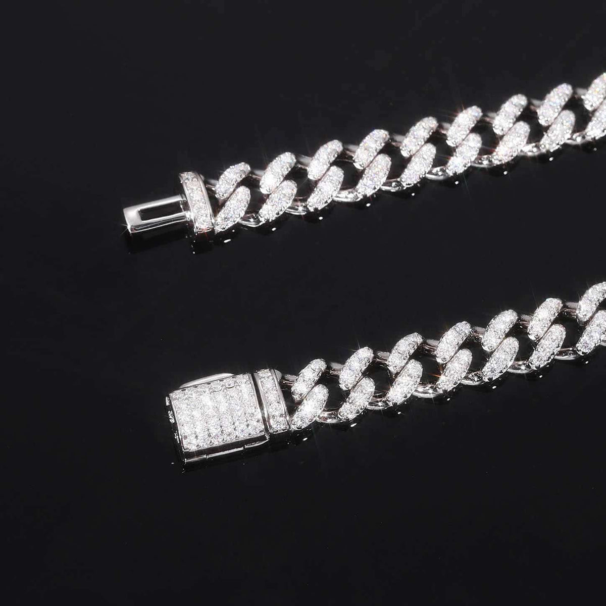 6mm VVS Moissanite Cuban Link Bracelet in 925 Sterling Silver